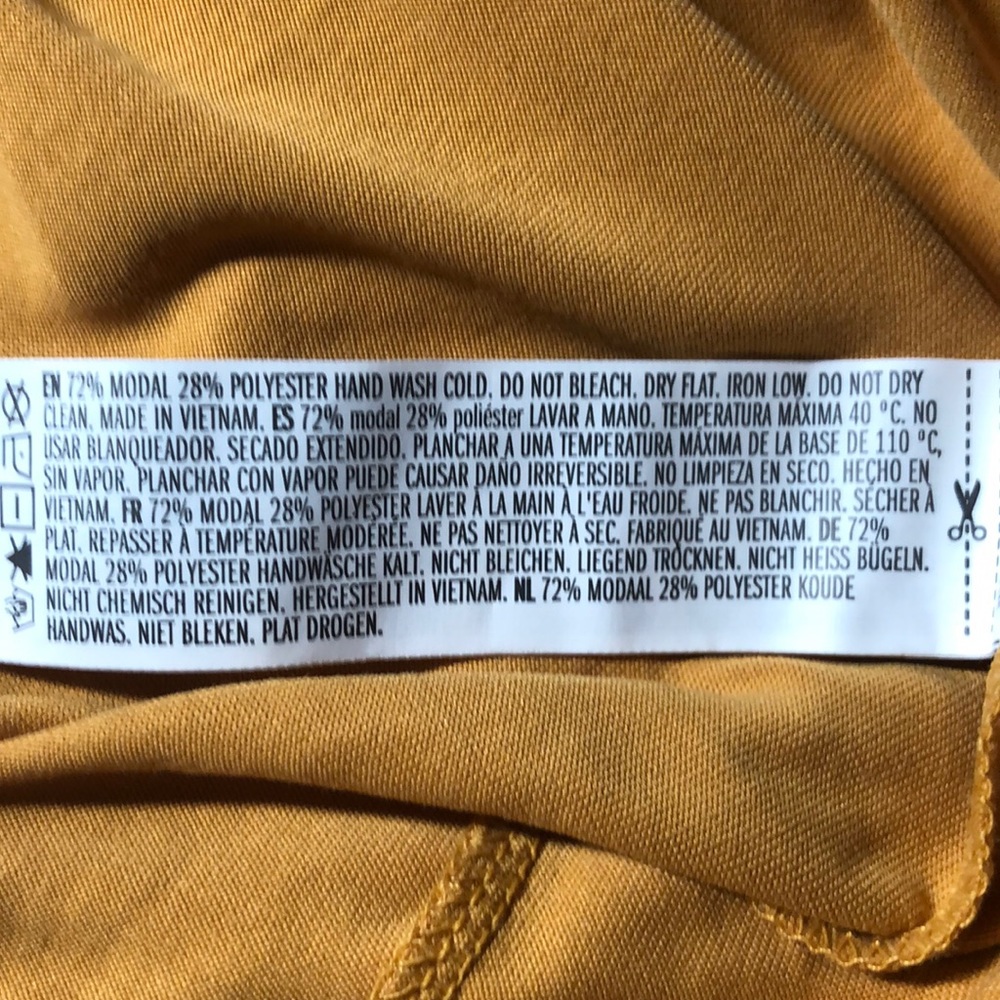 Forever 21 Faux Wrap Dress - Picture 6 of 8